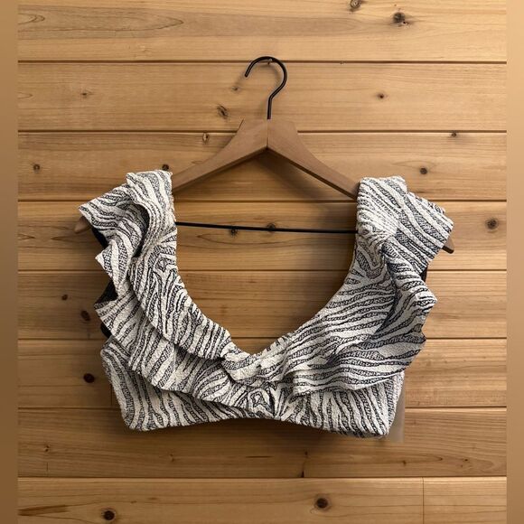 NWT Devon Windsor Size Medium Zebra Print Ruffle Low Cut Swimsuit Top - Picture 1 of 11